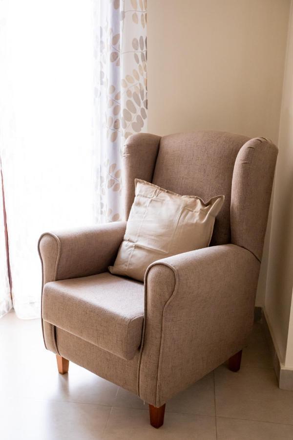 Dona Concha Alameda Apartment Sevilla Bagian luar foto