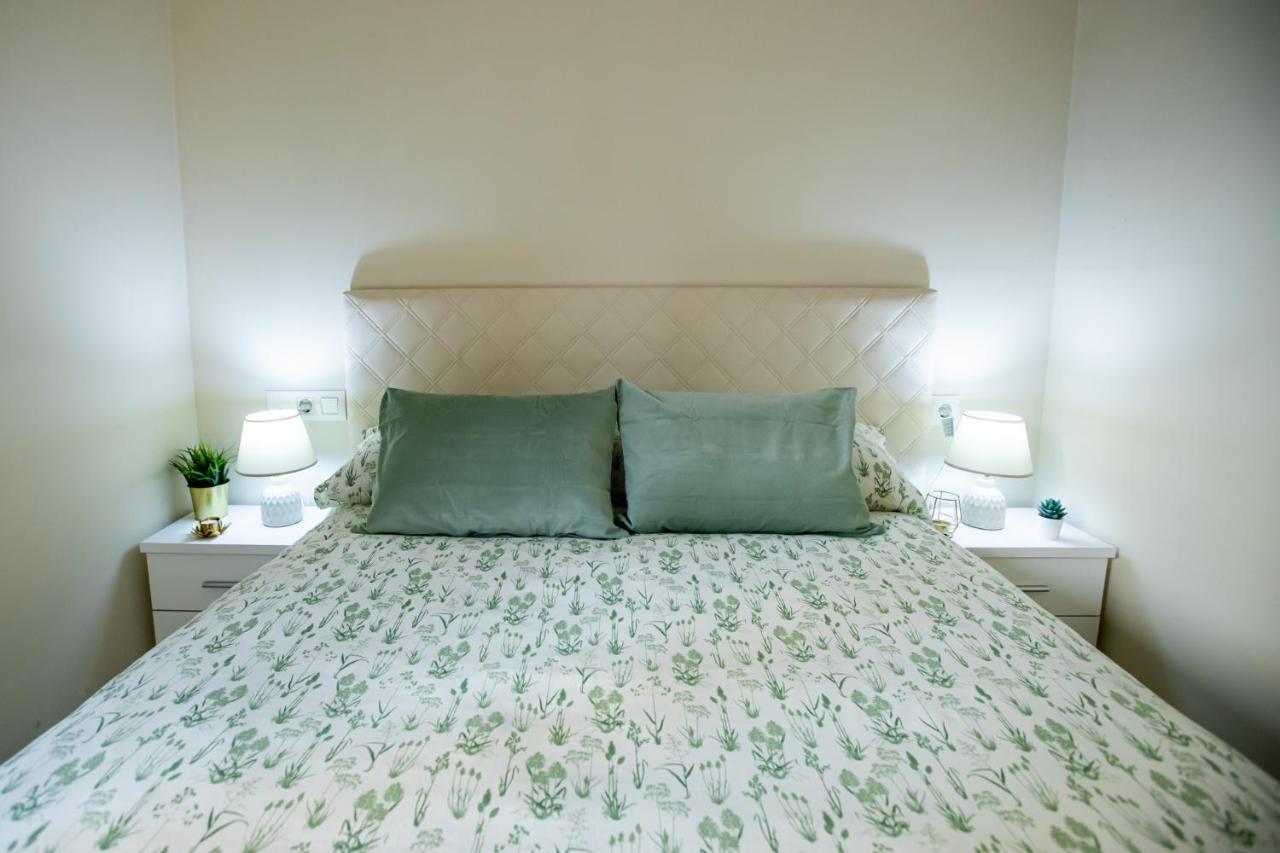 Dona Concha Alameda Apartment Sevilla Bagian luar foto