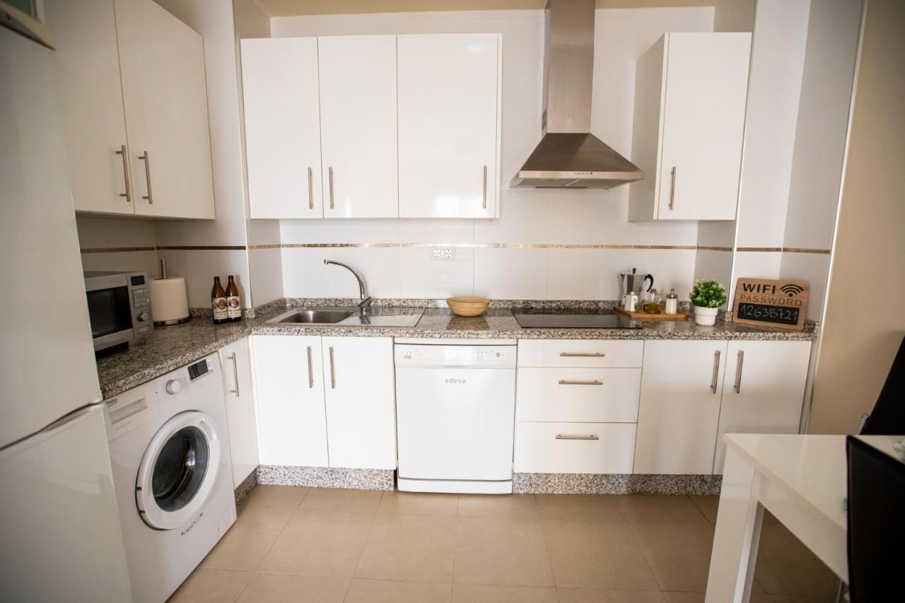 Dona Concha Alameda Apartment Sevilla Bagian luar foto