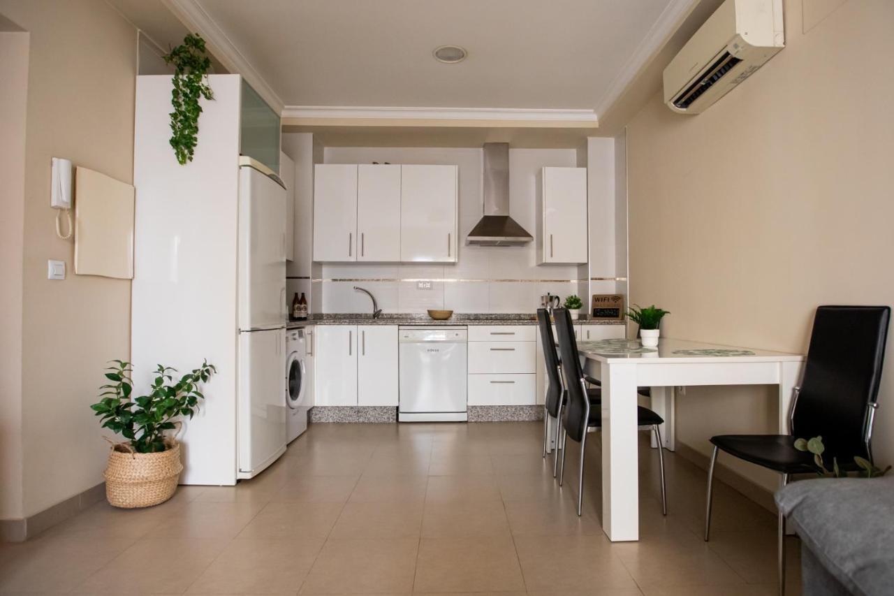 Dona Concha Alameda Apartment Sevilla Bagian luar foto